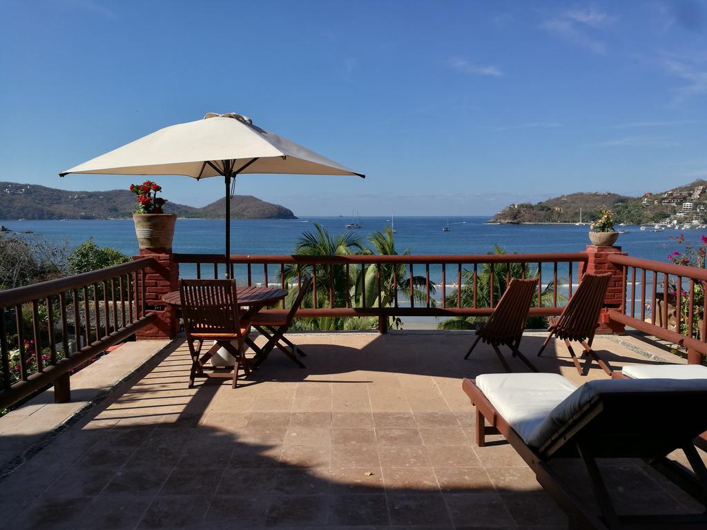 Hotel Aura Del Mar Zihuatanejo Exterior photo